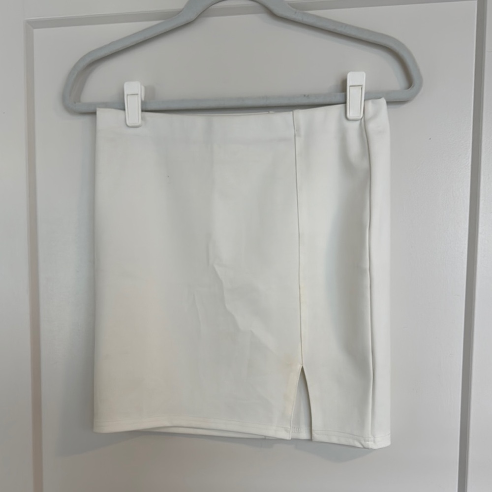 CantonWalker White Mini Skirt with Front Slit